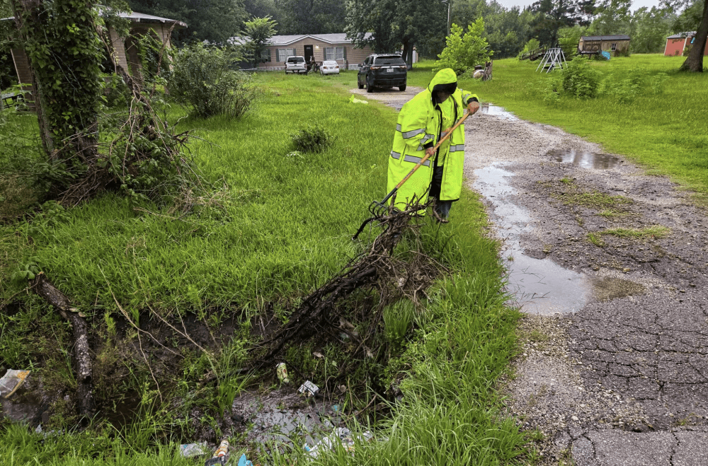 Harris County flood watch continues as heavy rain threatens Houston area