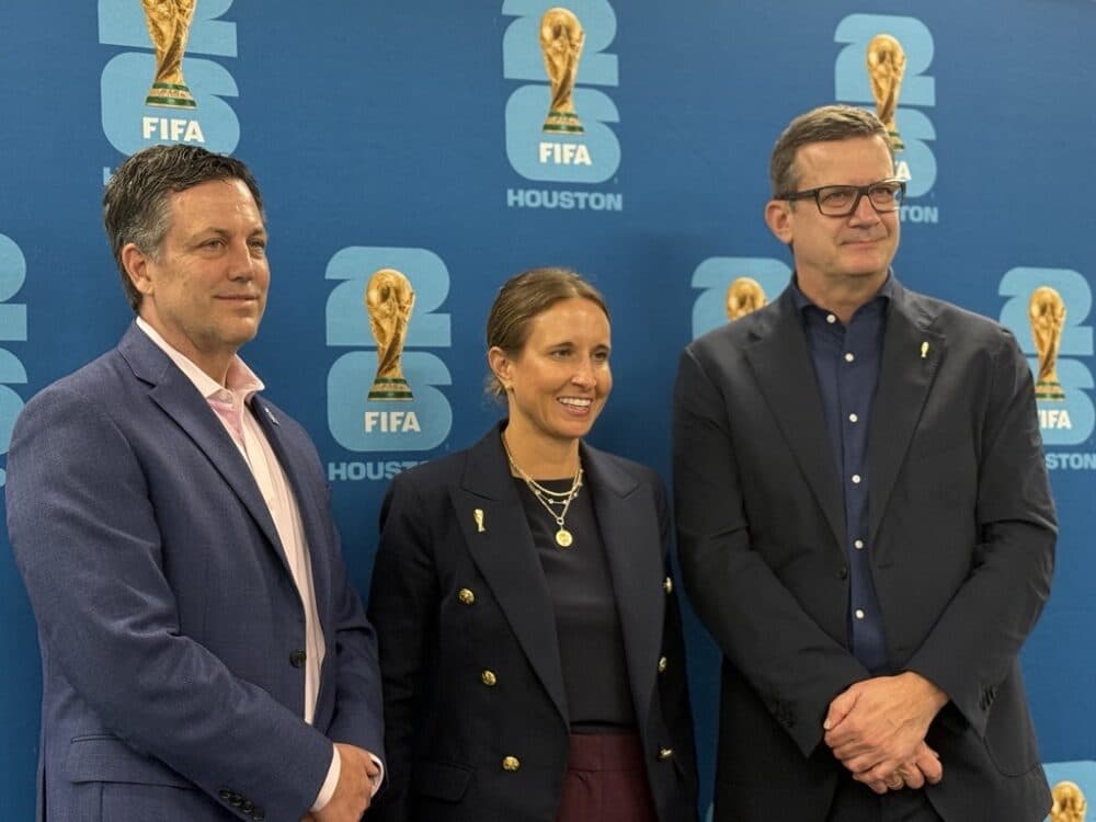 FIFA Praises Houston Preparations as World Cup Nears, Pitch Still Missing