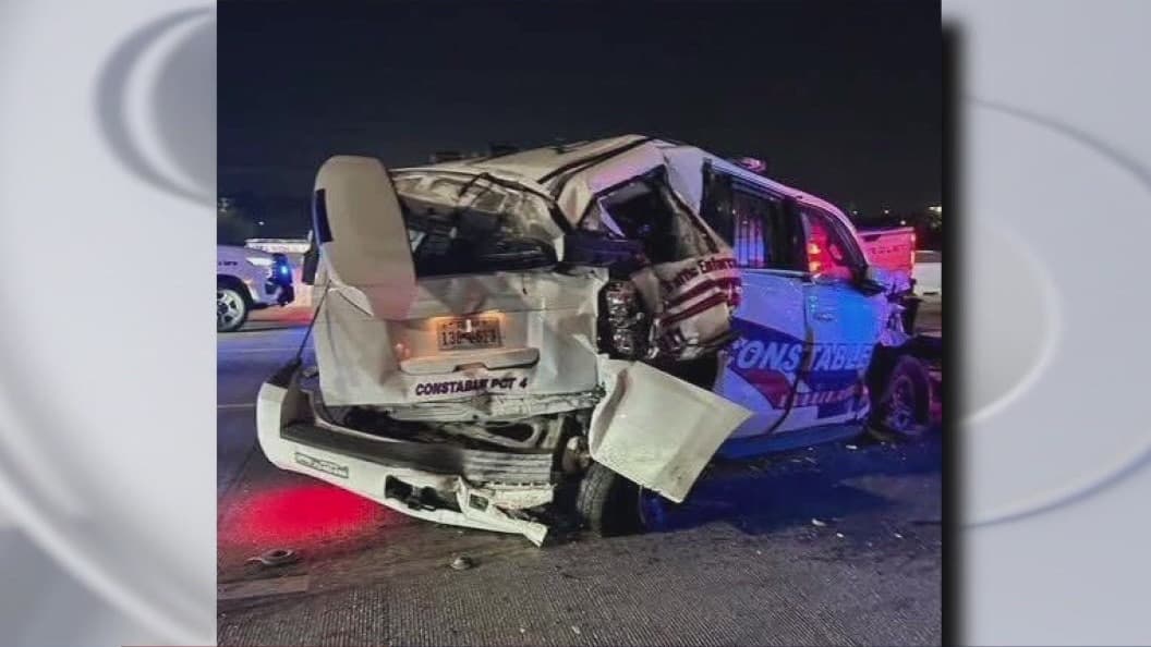 Five-vehicle crash closes Ella Boulevard ramp on North Sam Houston Parkway West
