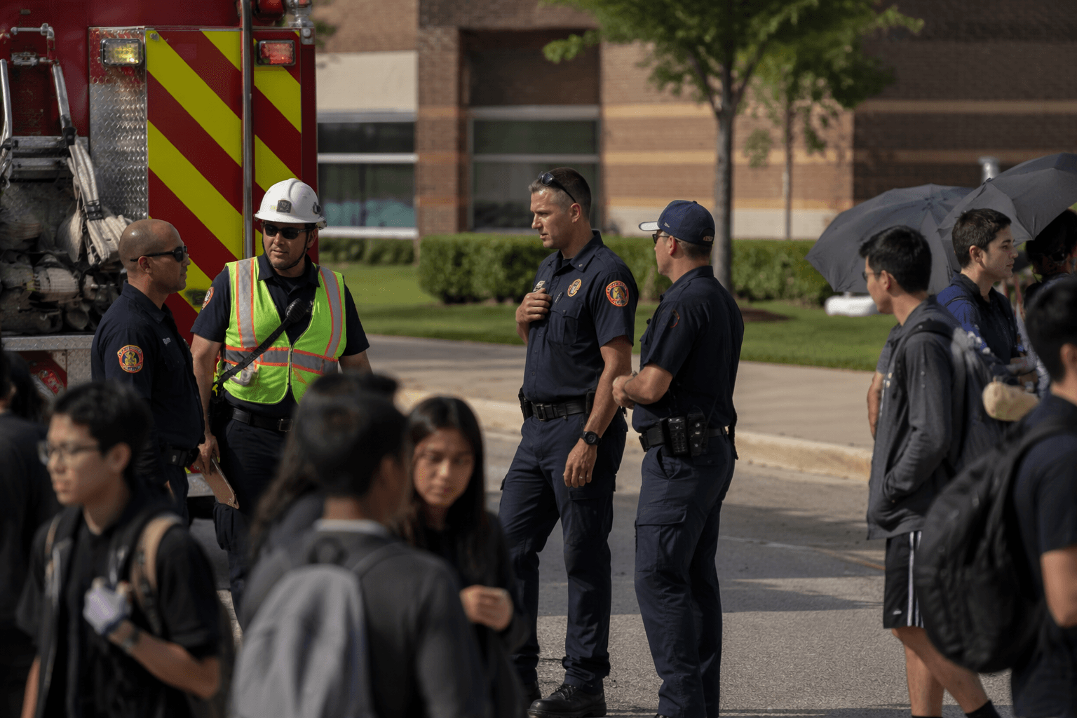 Officials investigate widespread natural gas odor across Harris County