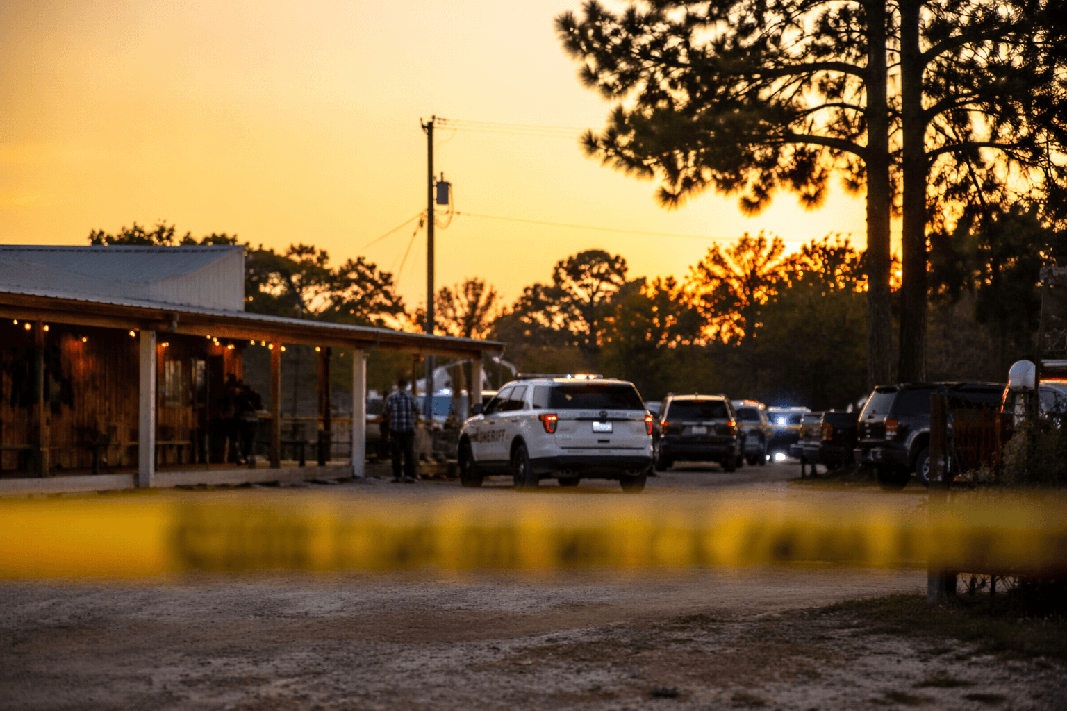 Man shot to death outside northeast Harris County bar after fight