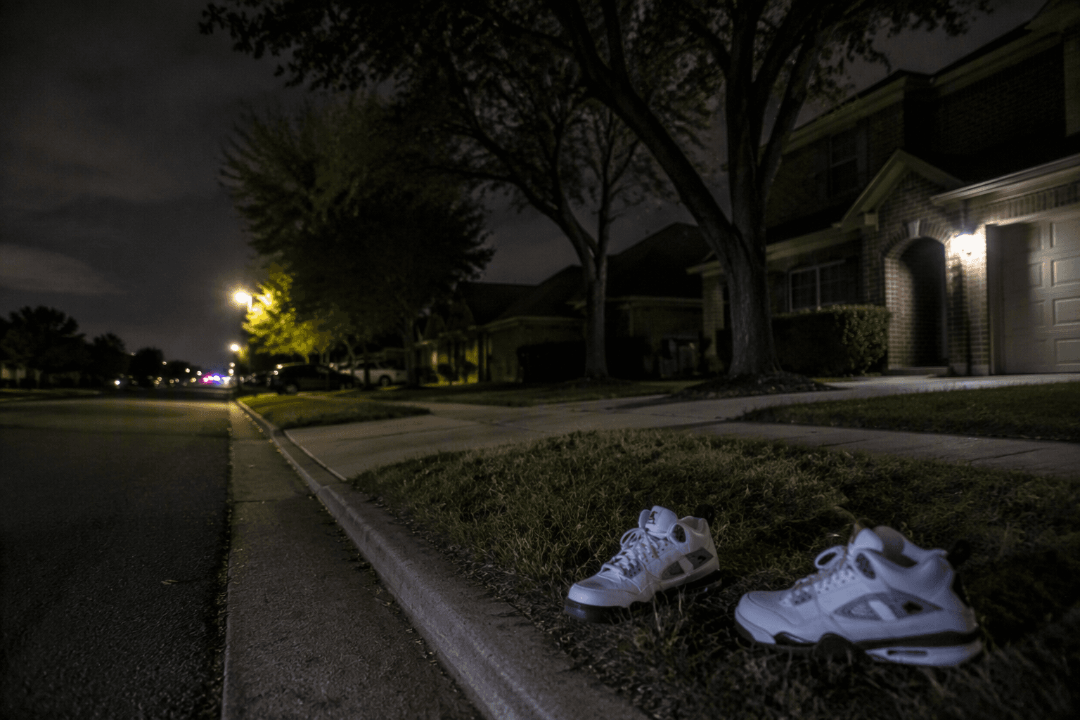 Two juveniles charged after Harris County house party shoe robbery