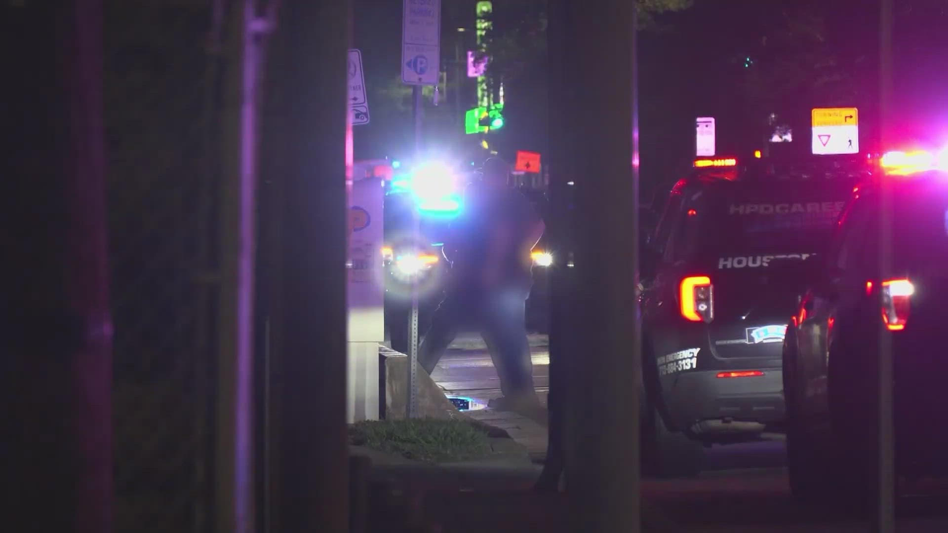 Juvenile hospitalized after downtown Houston shooting near Discovery Green