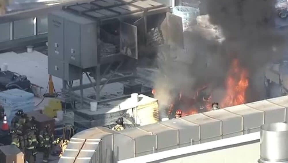 2-alarm fire on Houston Methodist roof draws major response