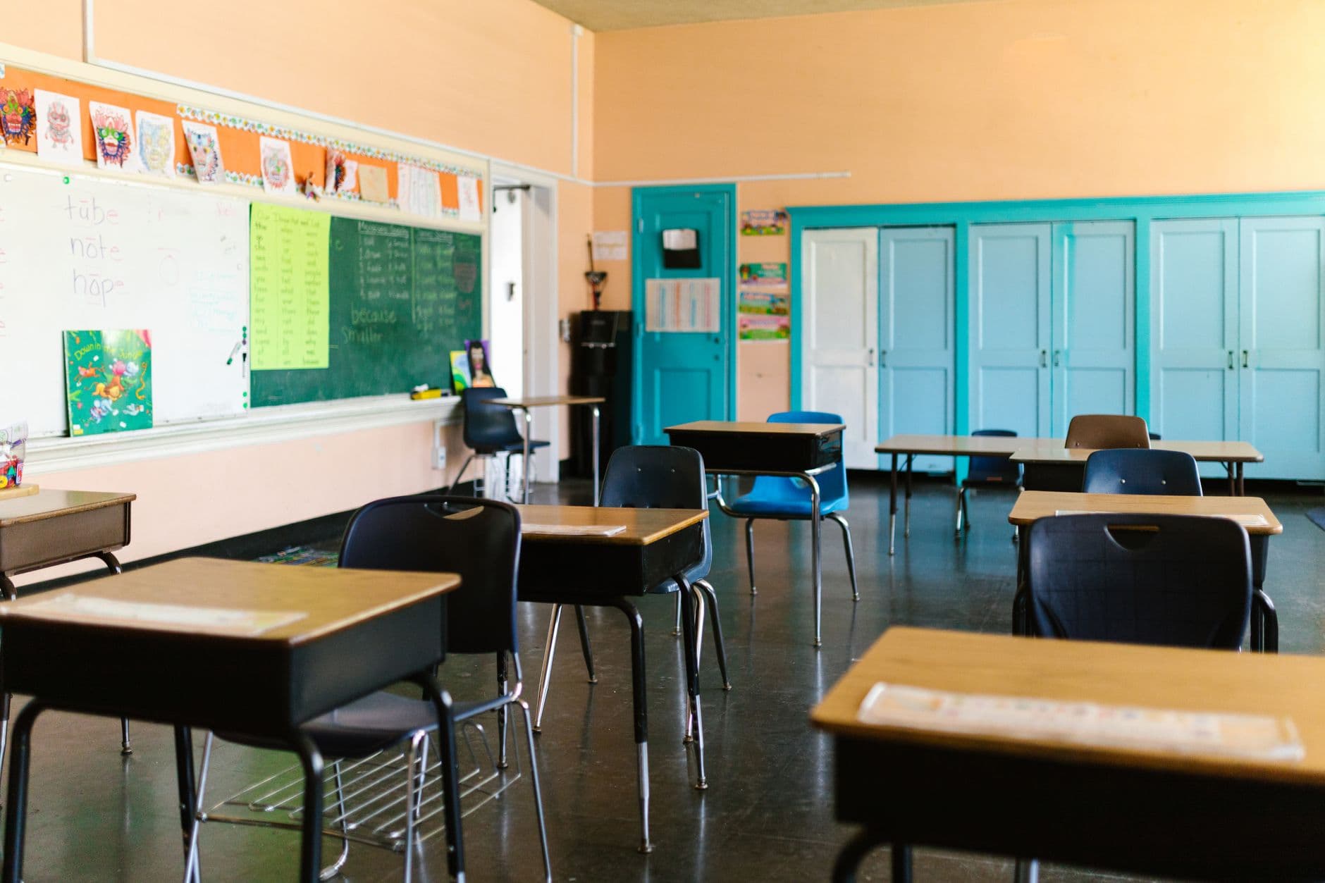 HISD moves toward closing 12 schools in major restructuring plan