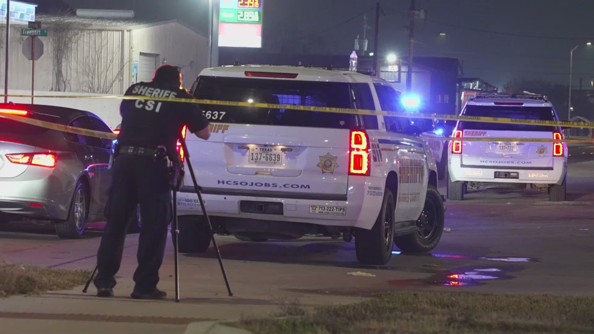 Man found beaten to death outside Freeport and Renault business; suspect detained