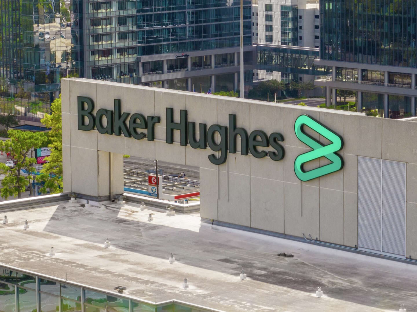 Baker Hughes to close Houston-area facility, lay off 174 workers